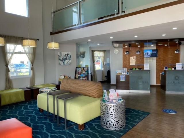 Hotel La Quinta By Wyndham Oceanfront 3*