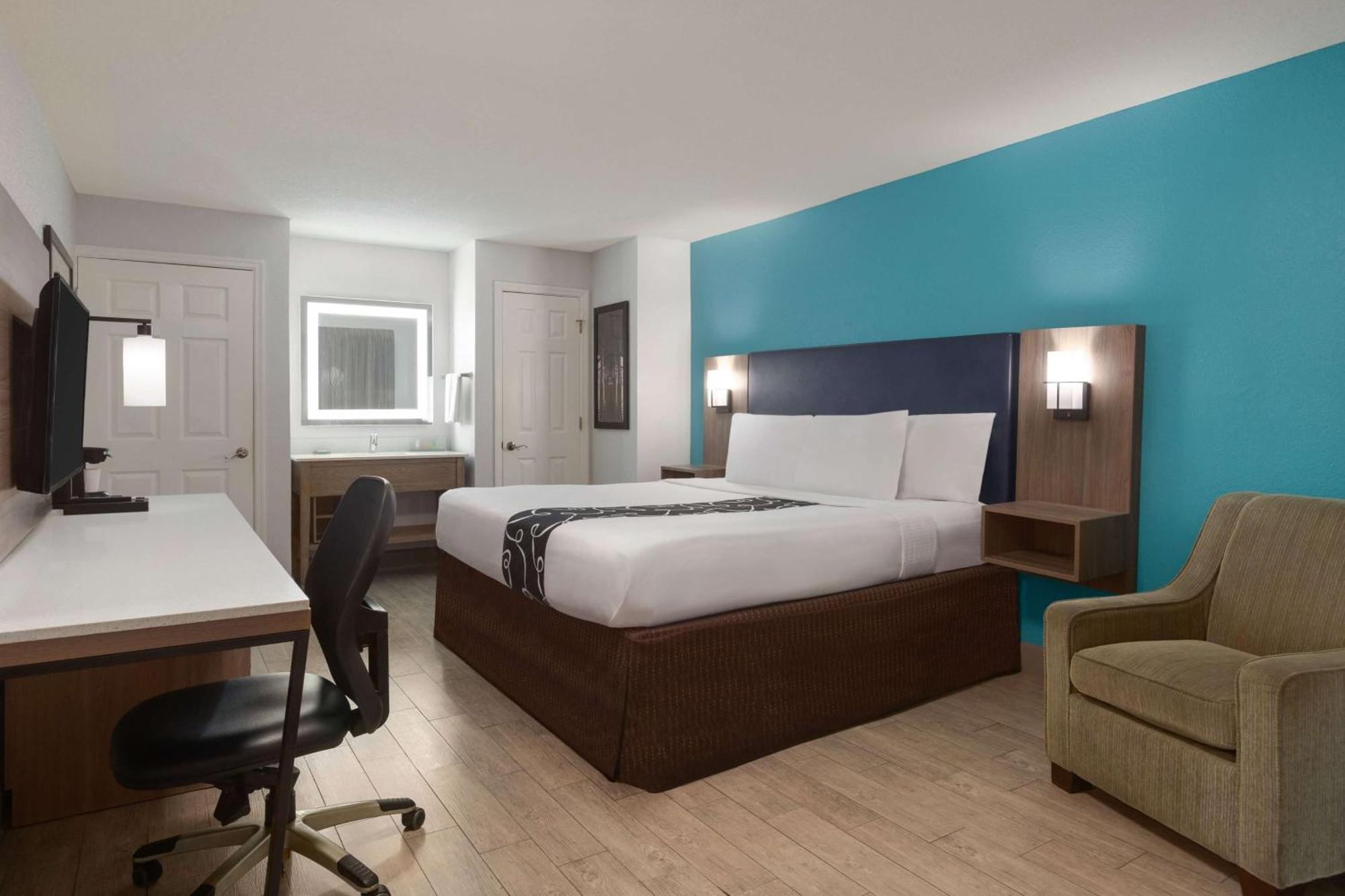 Hotel La Quinta By Wyndham Oceanfront 3*