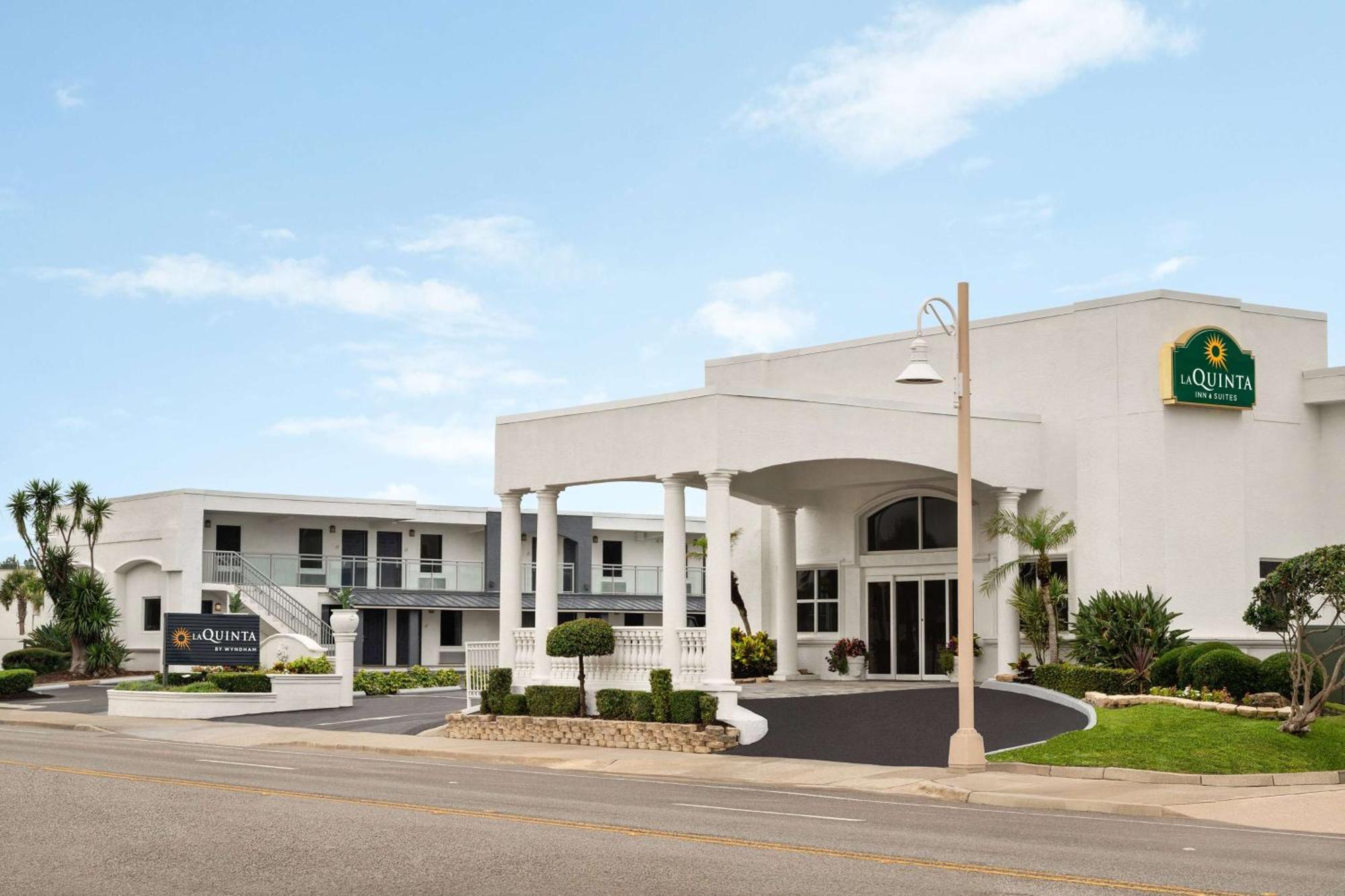 Hotel La Quinta By Wyndham Oceanfront Daytona Beach