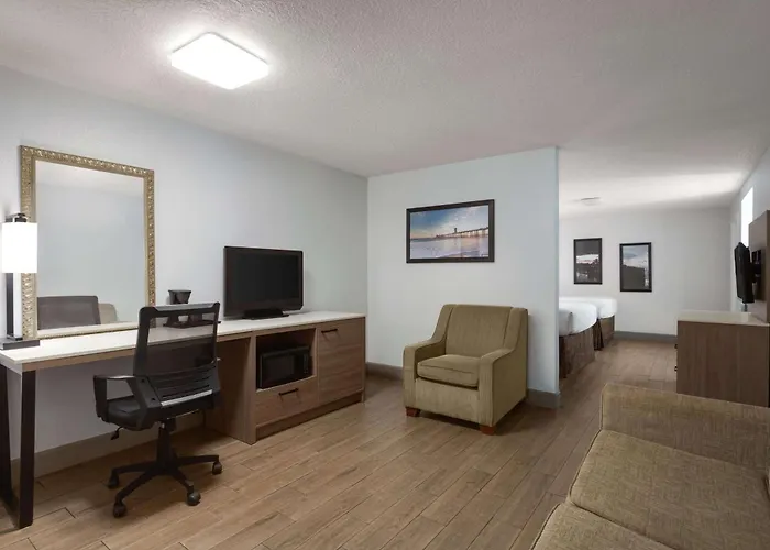 La Quinta By Wyndham Oceanfront Daytona Beach