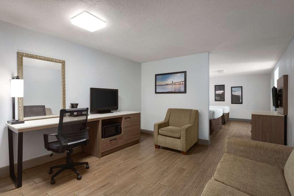 La Quinta By Wyndham Oceanfront Daytona