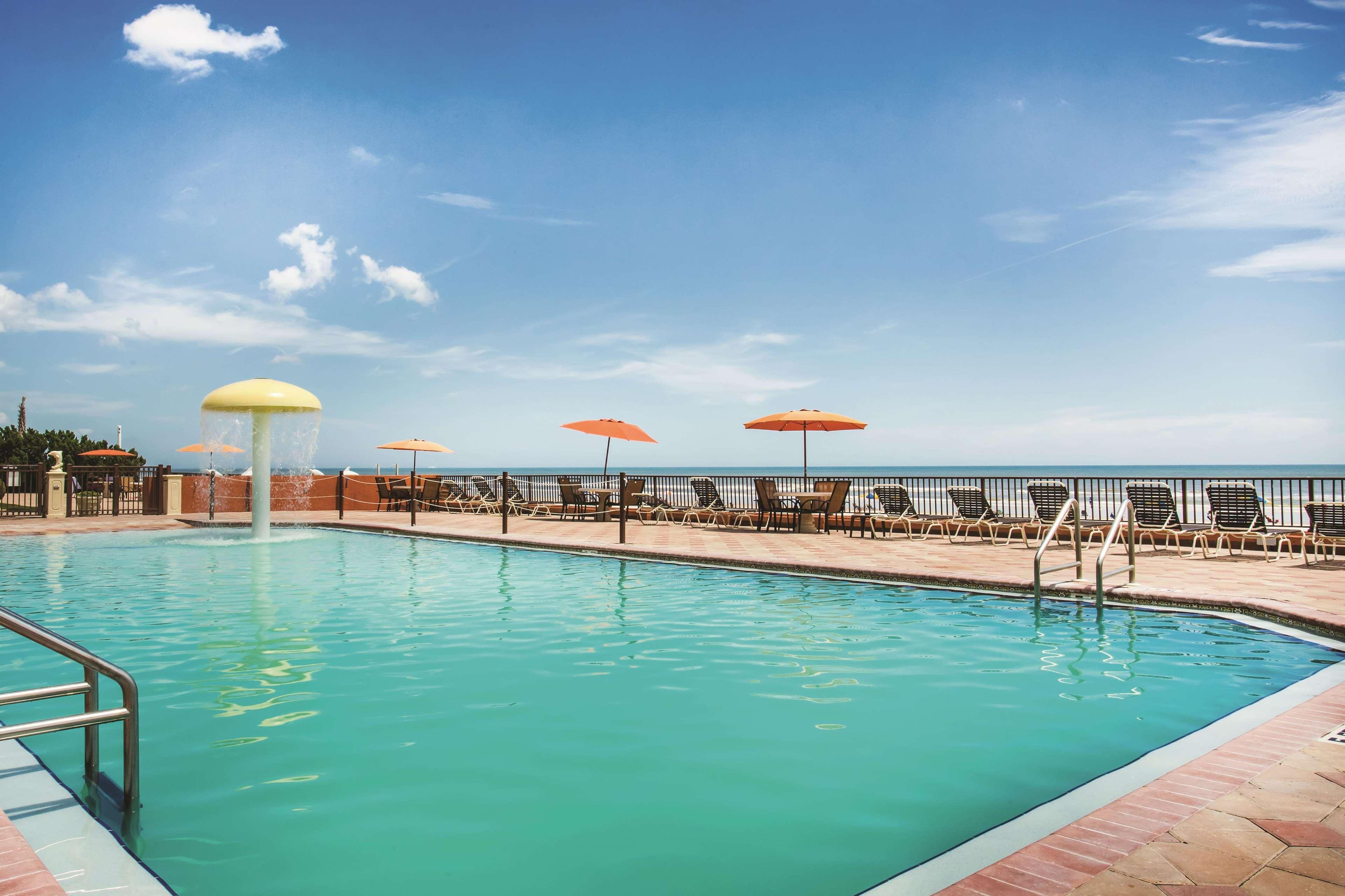 La Quinta By Wyndham Oceanfront